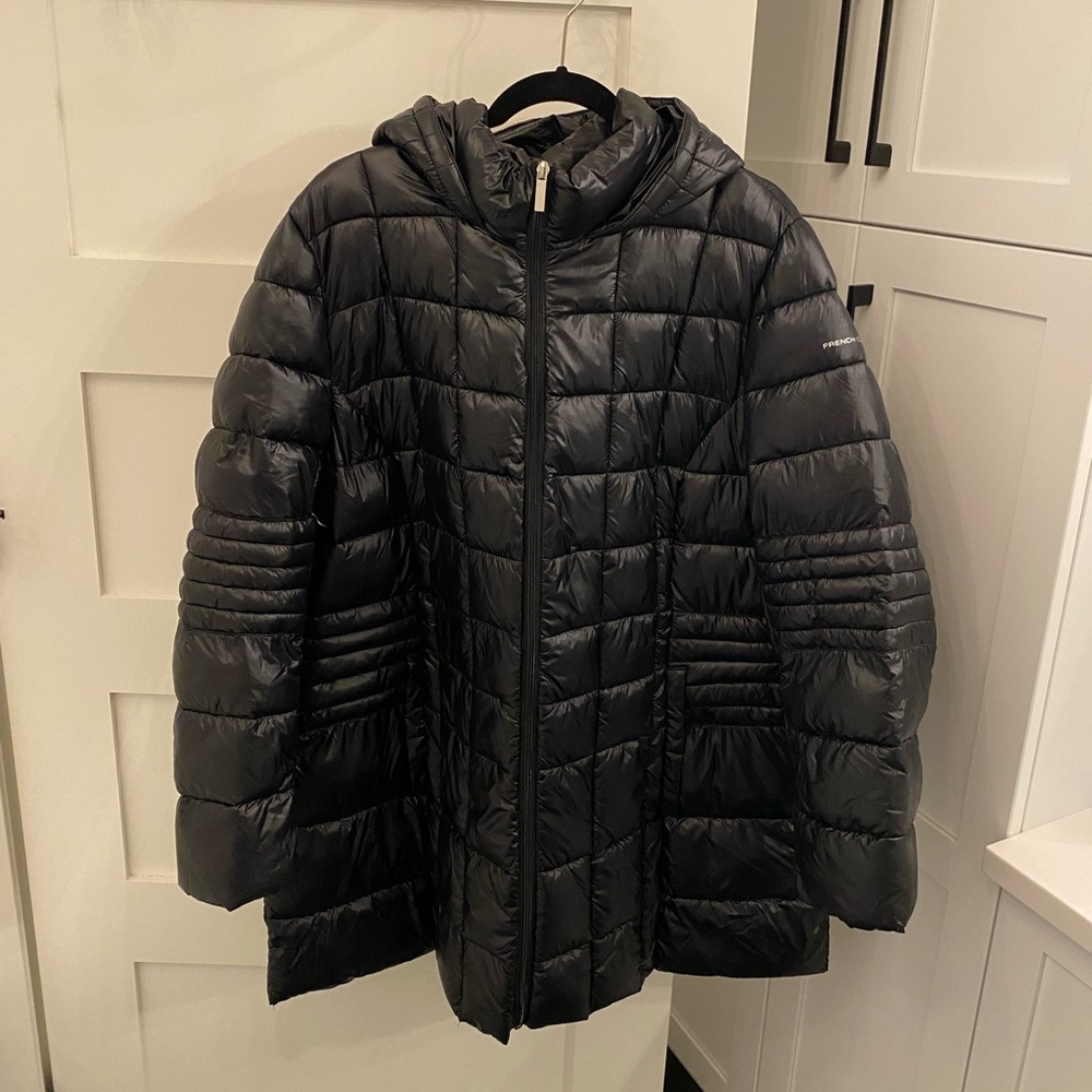 Black puffer jacket